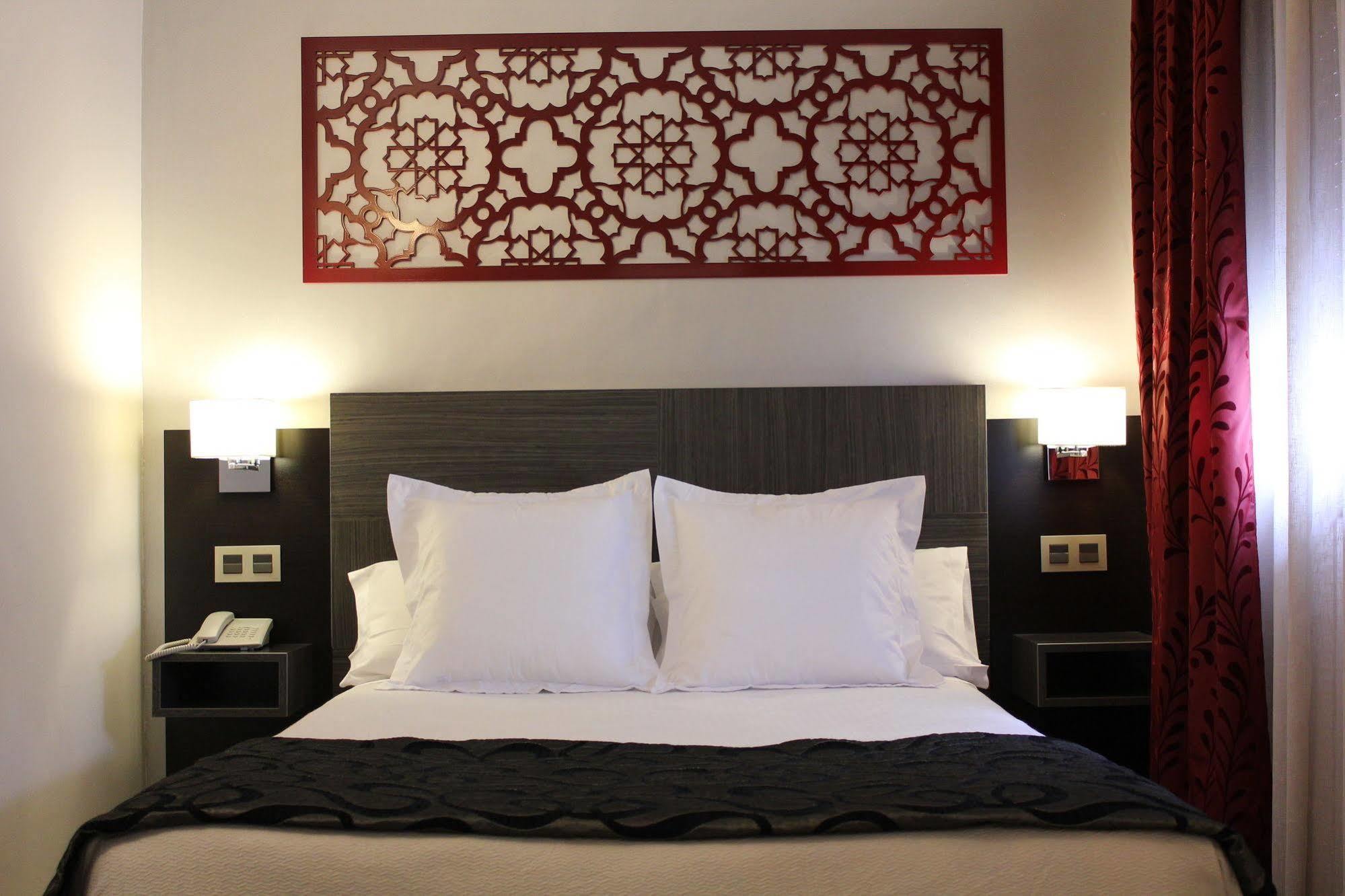Hotel Venecia Seville Luaran gambar